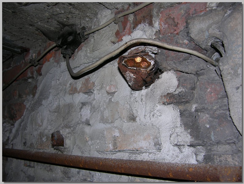 DSCN1015.JPG (150 KB)