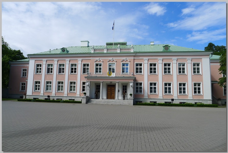 P1070832.jpg (129 KB)