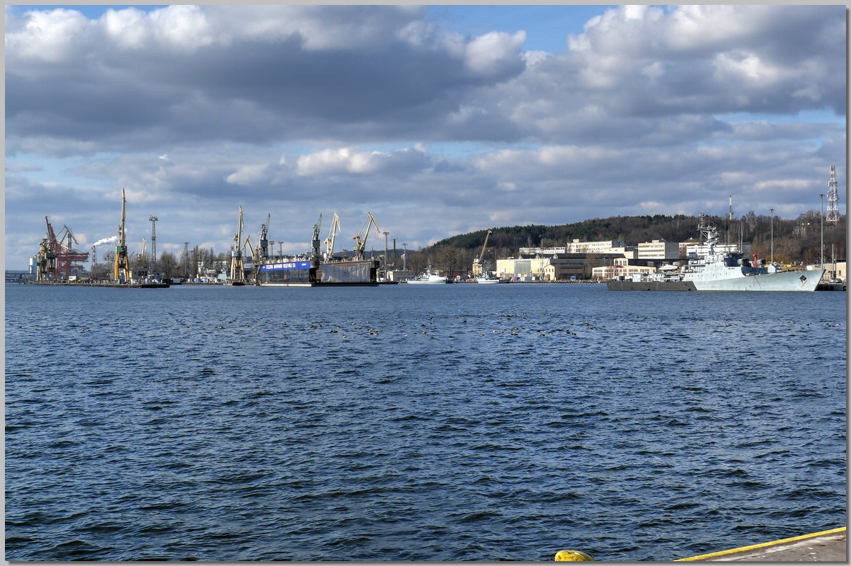 P1160672_3_4.jpg (299 KB)