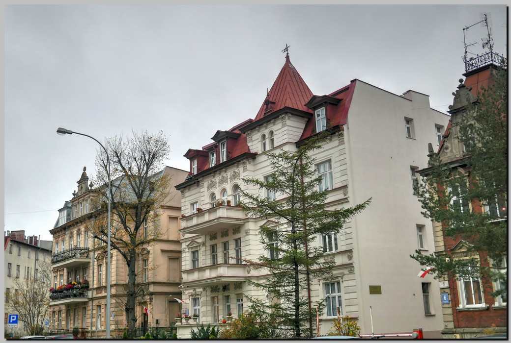 P1530530_1_2.jpg (239 KB)