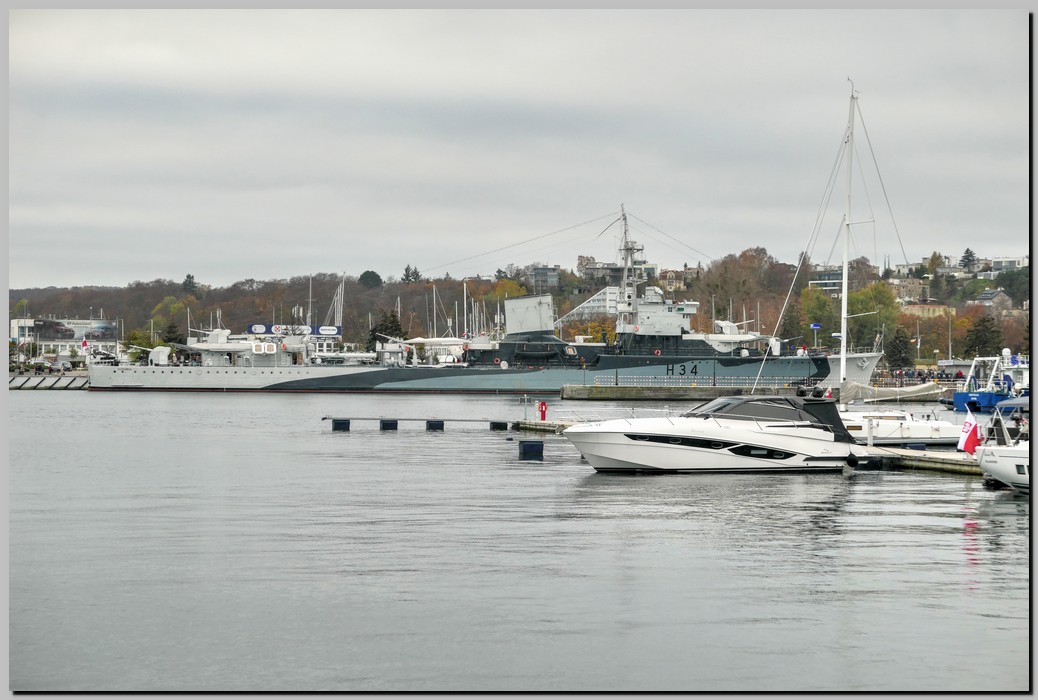 P1530645_6_7.jpg (179 KB)