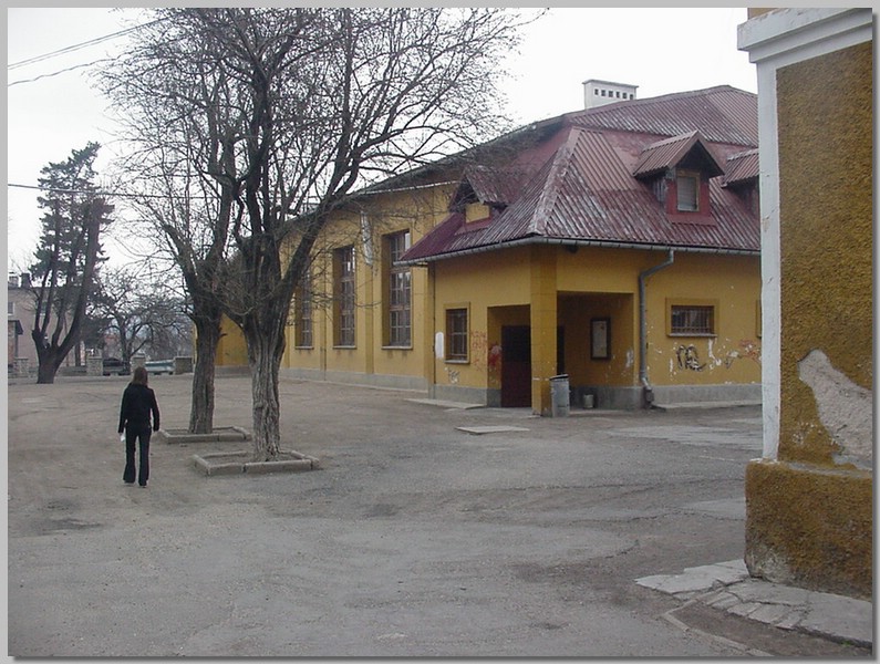 MVC-006F.JPG (156 KB)