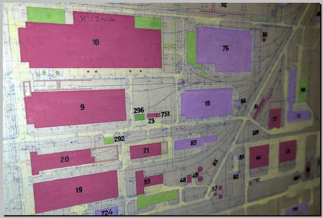 P1670259_60_61.jpg (197 KB)