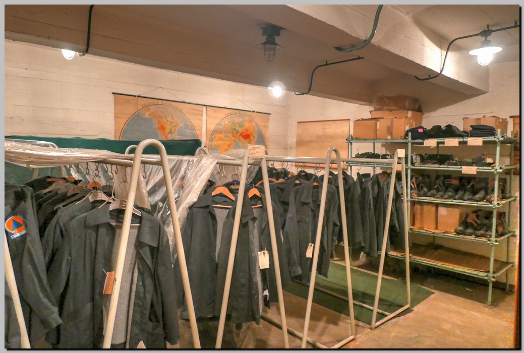 P1670262_3_4.jpg (209 KB)