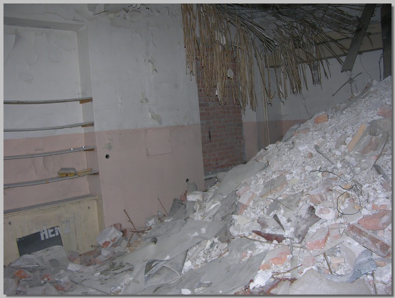 DSCN1381.JPG (109 KB)