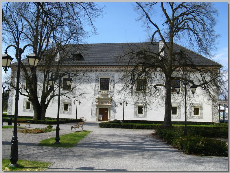20104.JPG (205 KB)