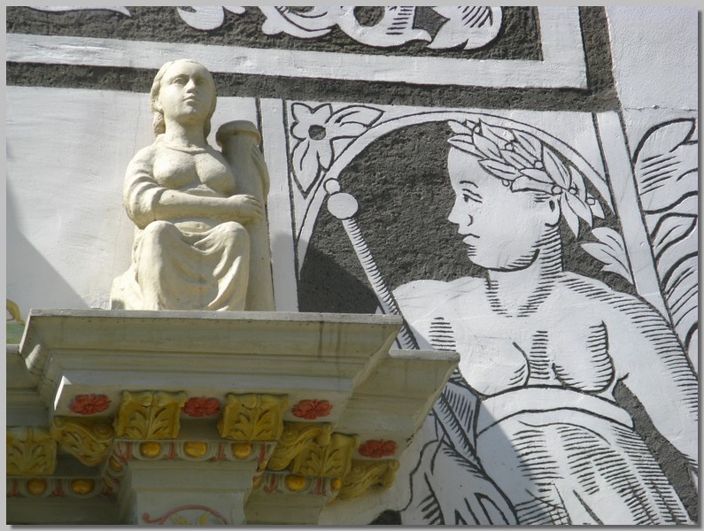 20108.JPG (145 KB)