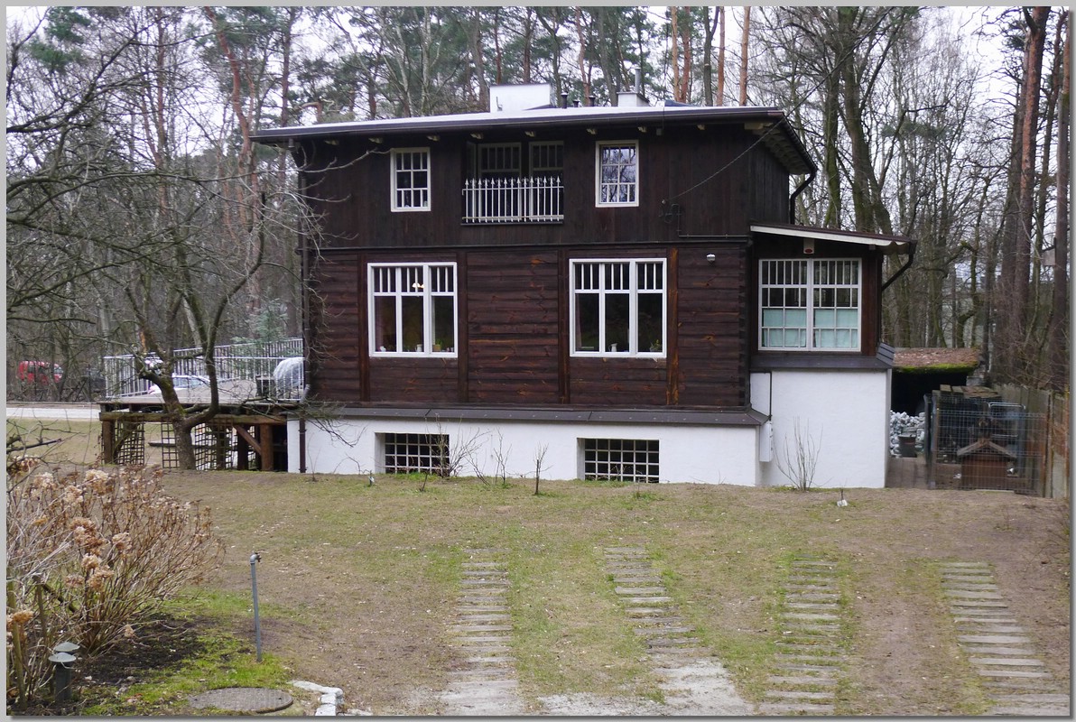 P1160718.JPG (371 KB)