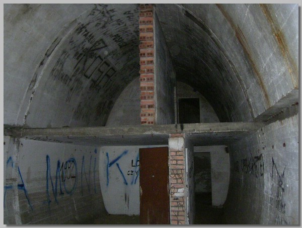 mru 049.jpg ()