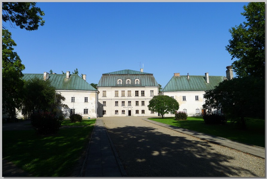 P1010850.JPG (124 KB)