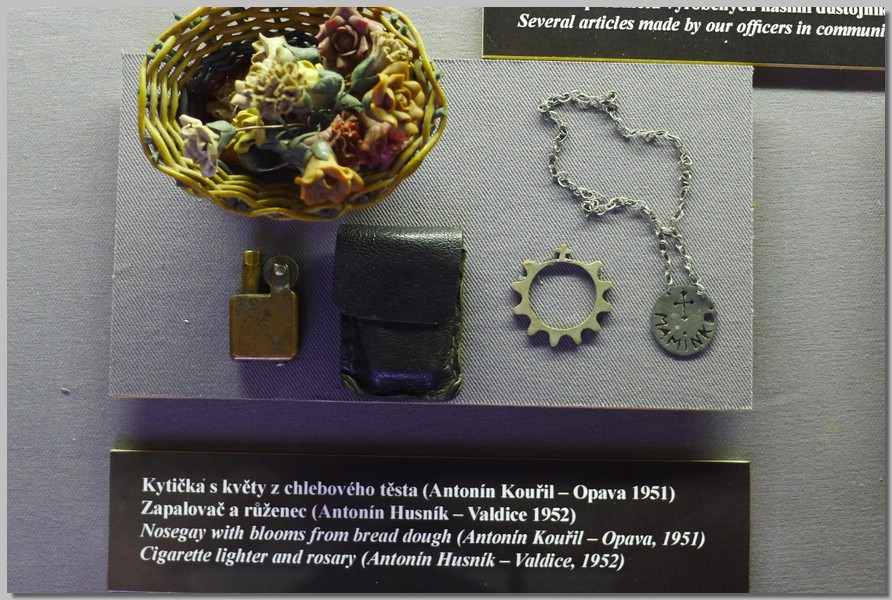 P1030403.JPG (185 KB)