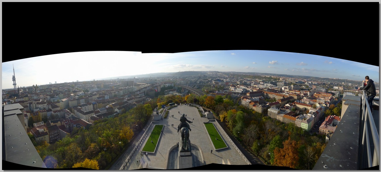 P1130019 Panorama.jpg (167 KB)