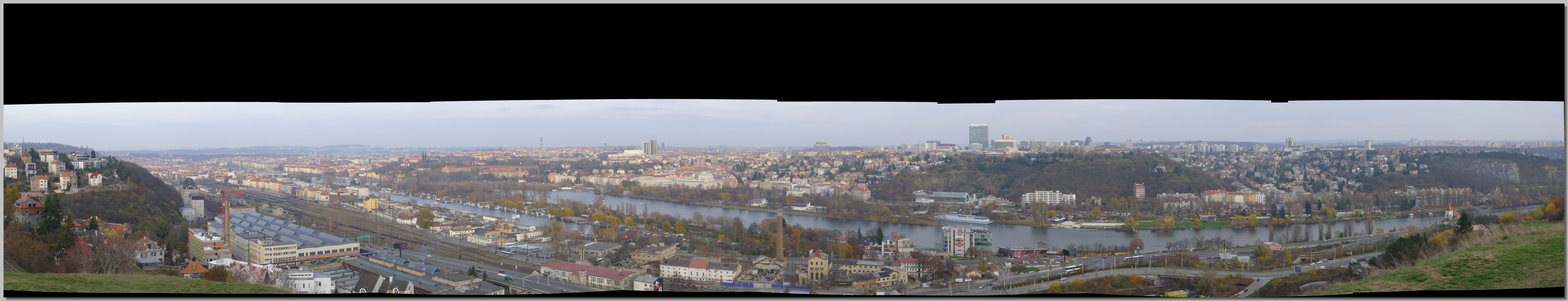 P1160075 Panorama.jpg (364 KB)