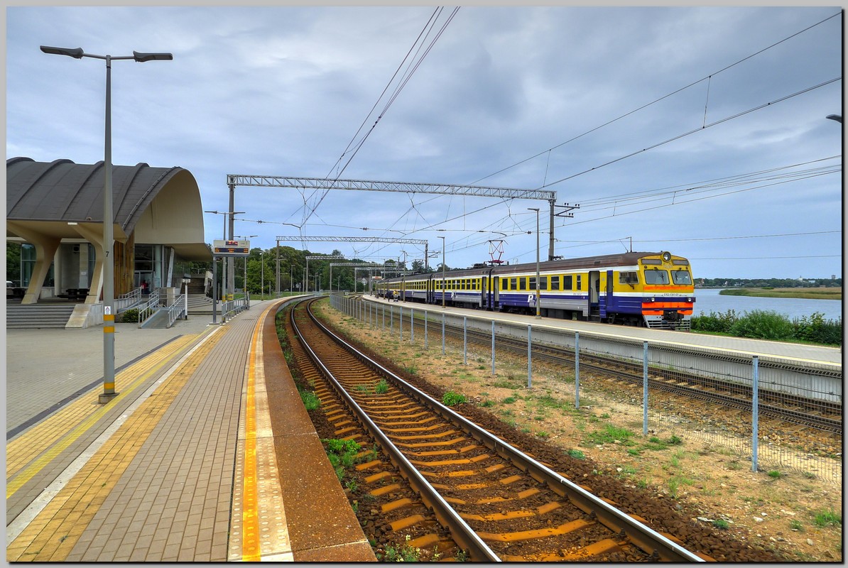 P1300732_3_4.jpg (298 KB)