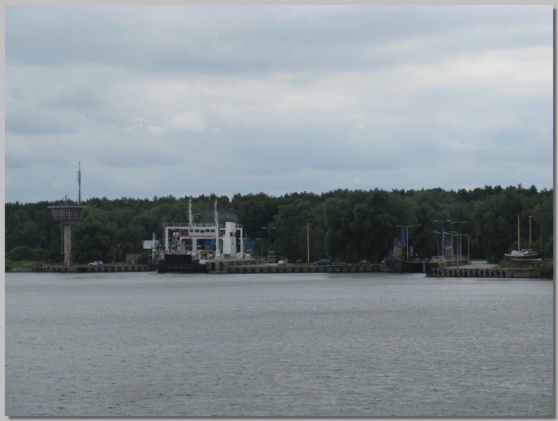 IMG_7025.JPG (75,8 KB)