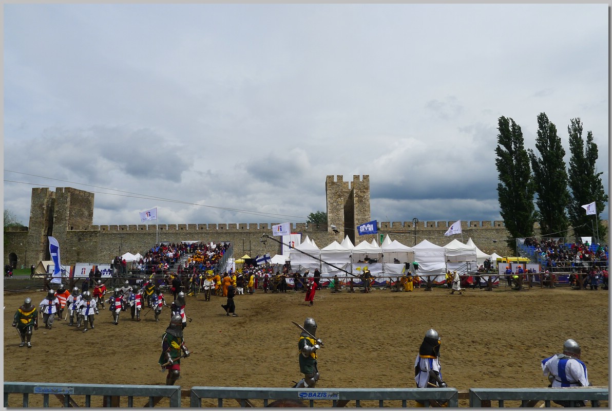 P1350891.JPG (229 KB)