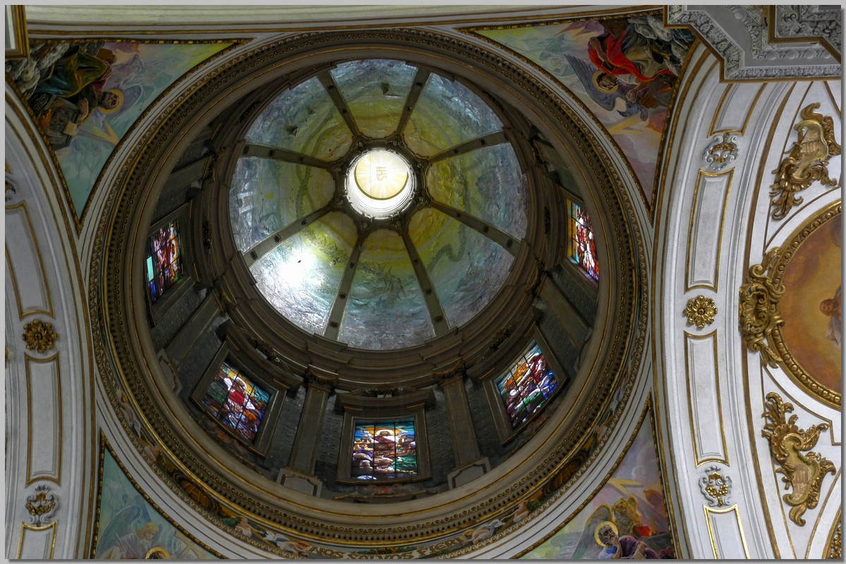P1250807_8_9.jpg (301 KB)