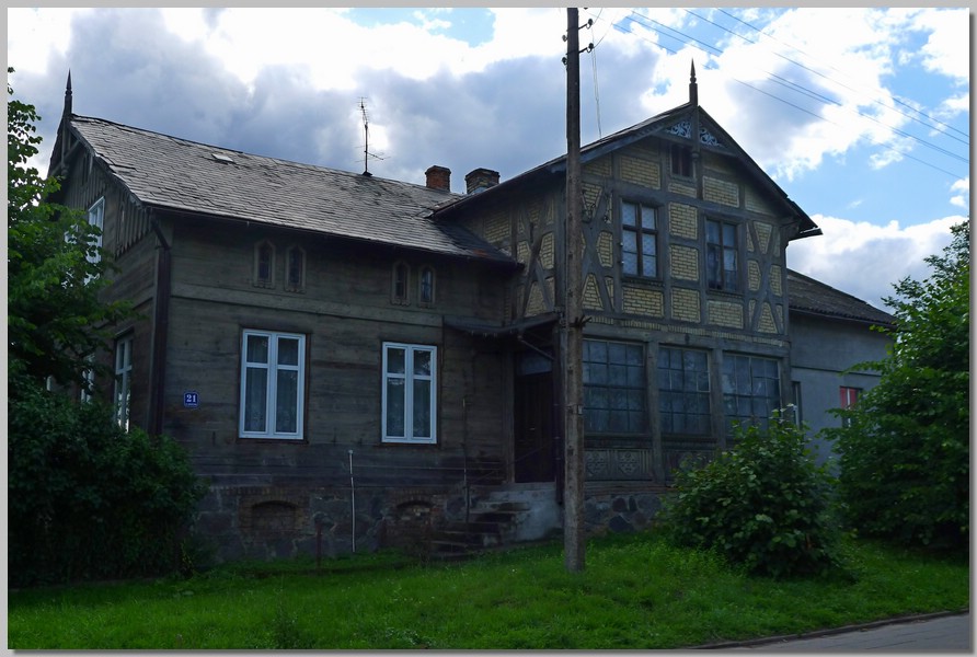 P1100596.jpg (128 KB)