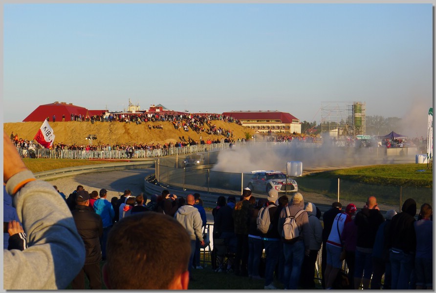 P1100835.jpg (105 KB)