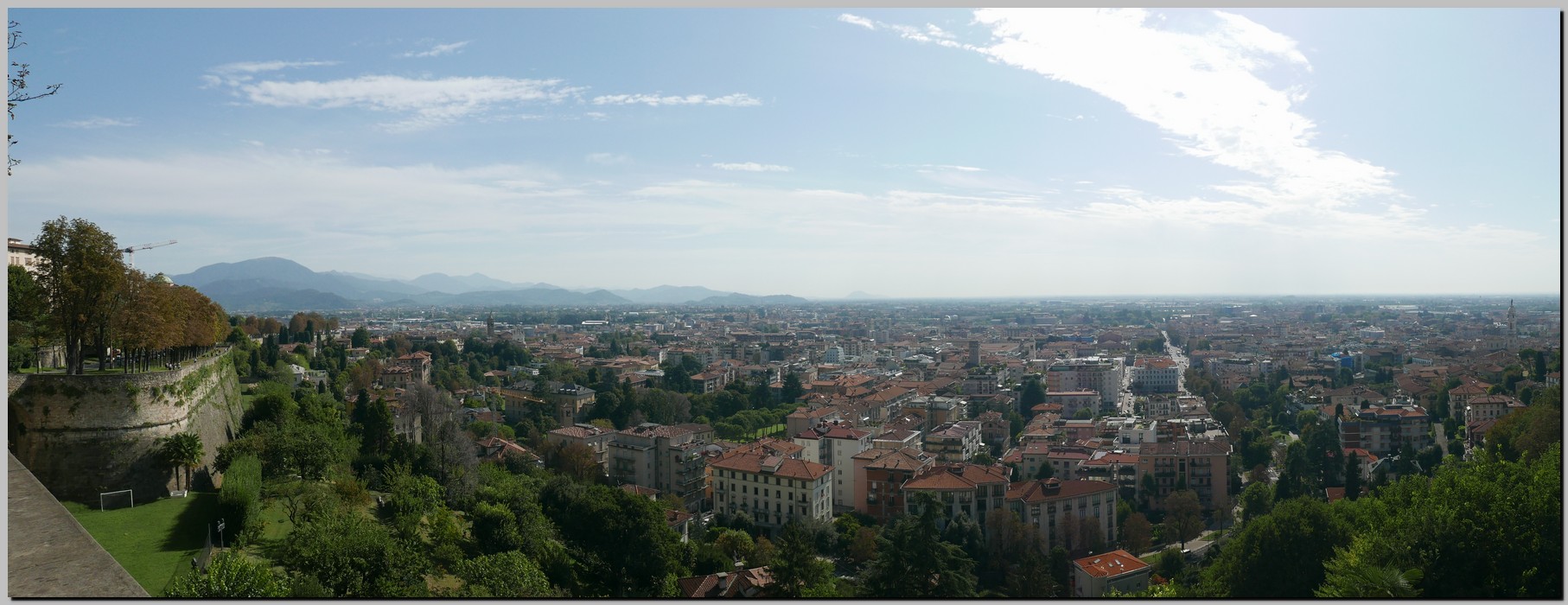 P1590186.JPG (317 KB)