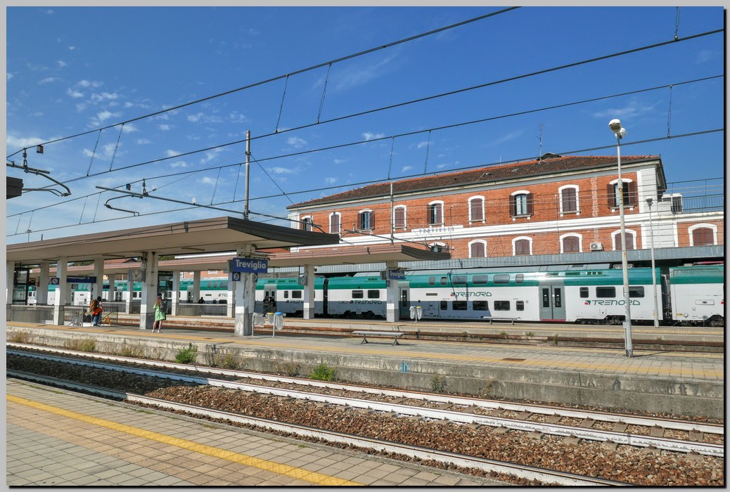 P1590202_3_4.jpg (270 KB)