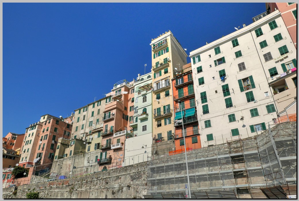 P1590388_89_90.jpg (260 KB)