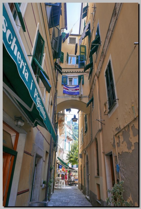 P1590457_8_9.jpg (139 KB)