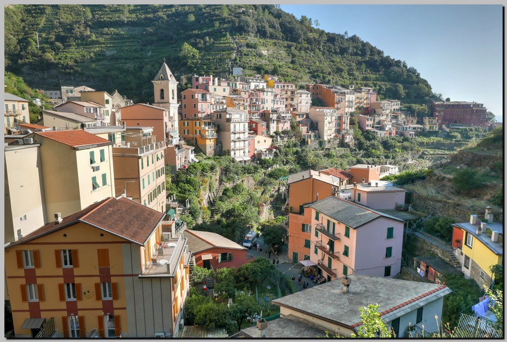 P1590718_19_20.jpg (306 KB)