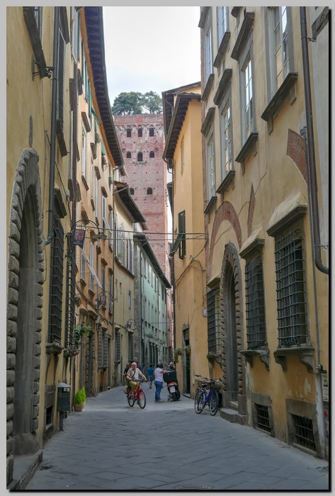 P1590852_3_4.jpg (135 KB)