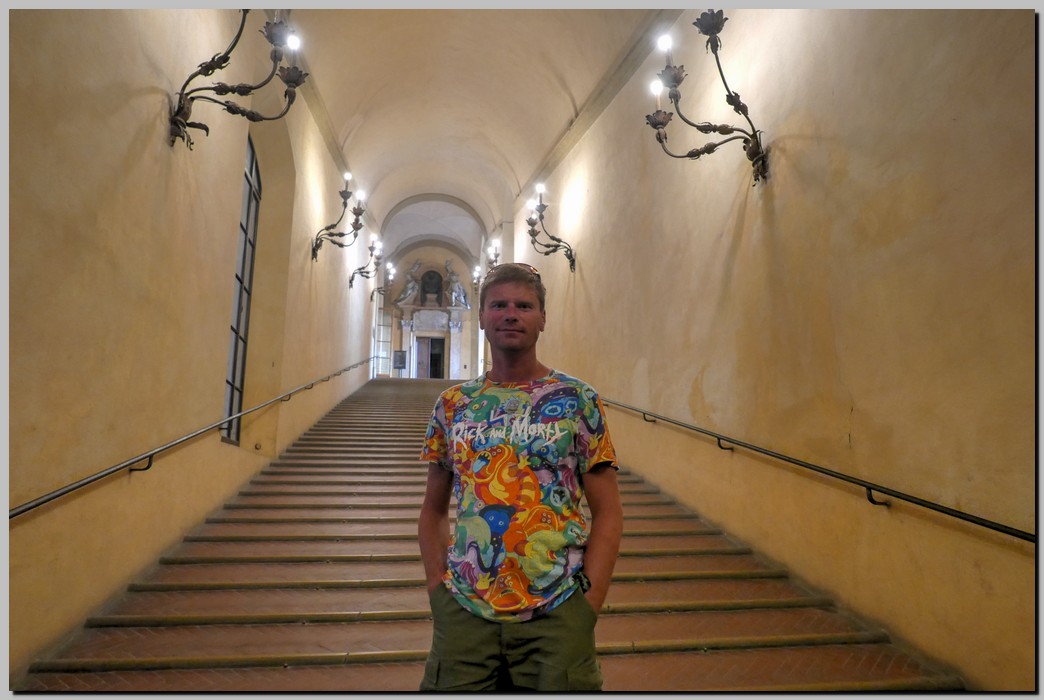 P1600129_30_31.jpg (166 KB)