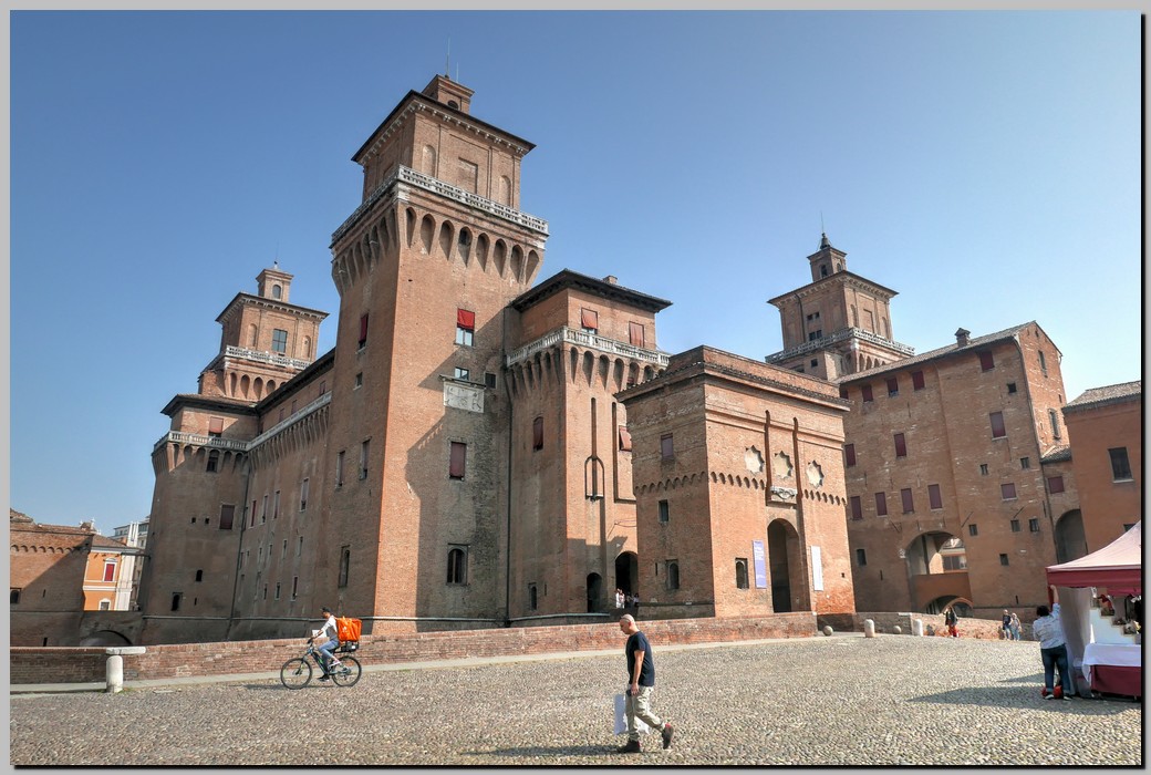 P1600168_69_70.jpg (231 KB)