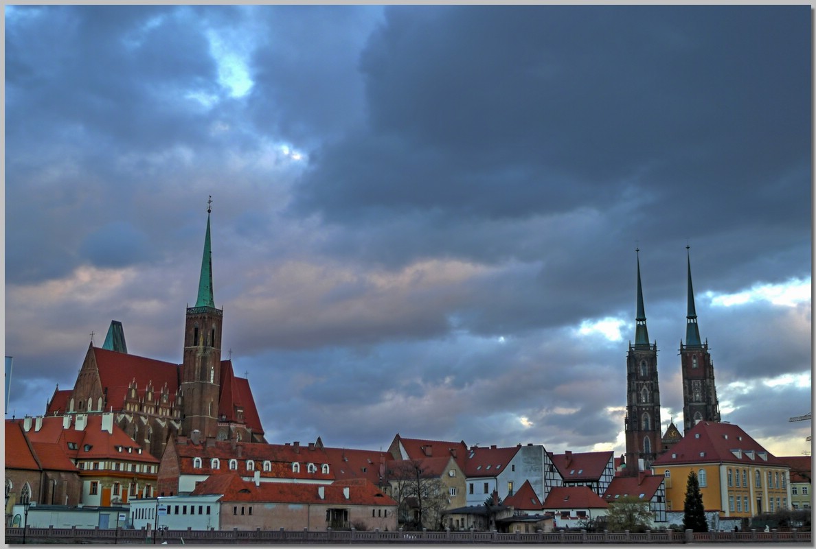 P1210849_50_51.jpg (144 KB)