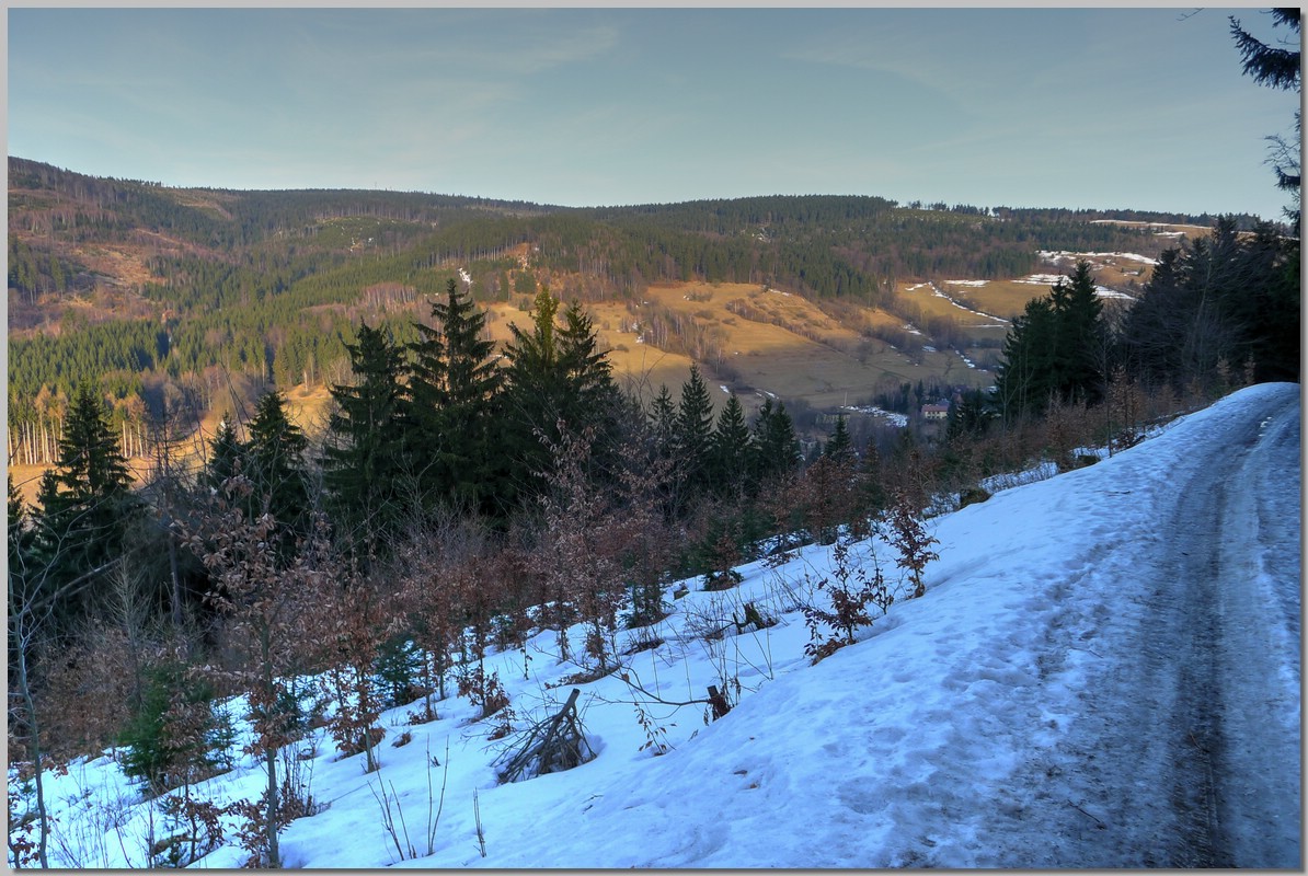 P1220299_300_301.jpg (293 KB)