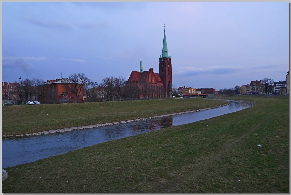 P1220471.jpg (187 KB)