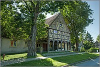 P1580879_80_81.jpg(346 KB)